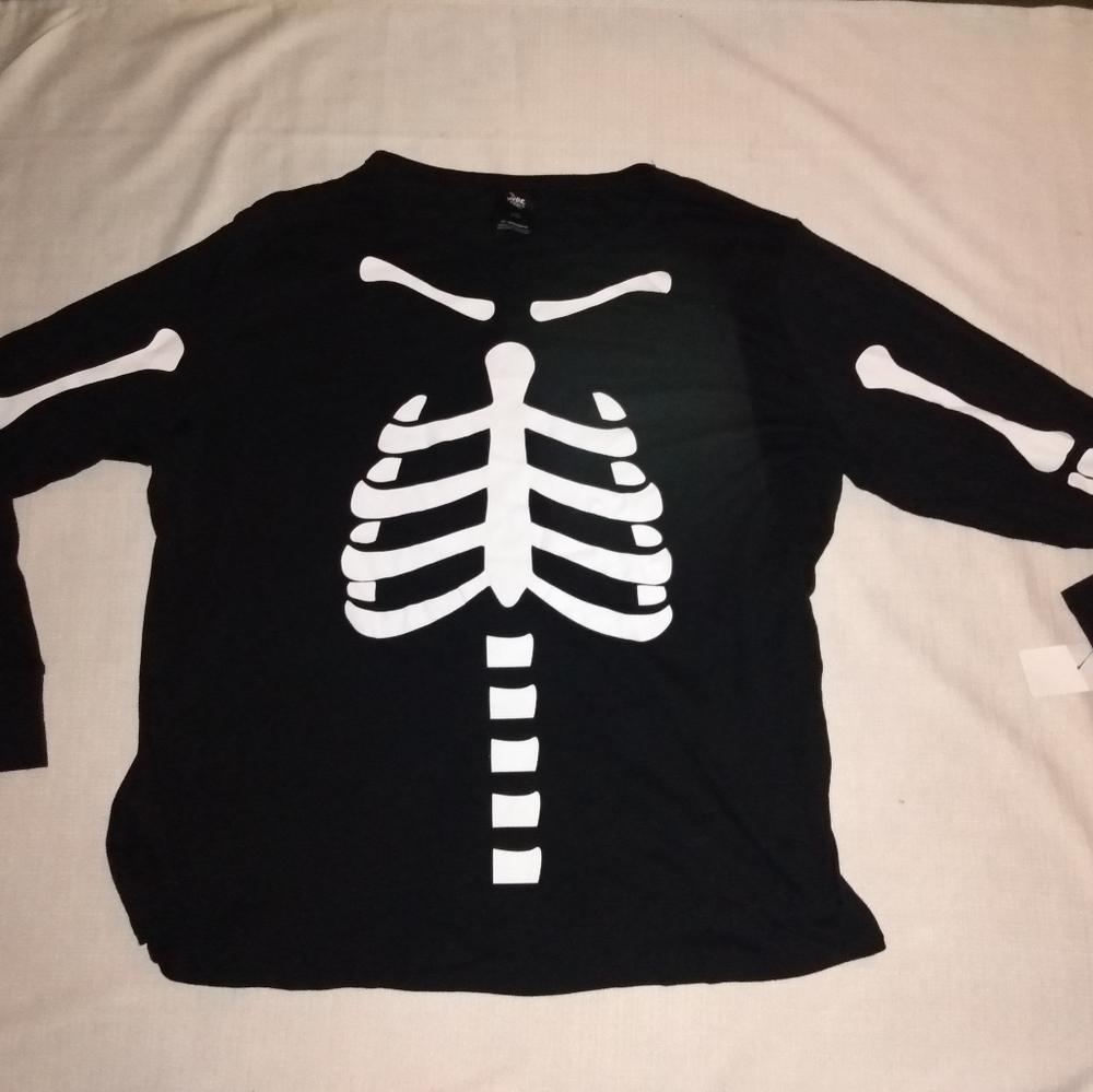 Women's size 1X Halloween long-sleeved sleep shirt hyde and eek